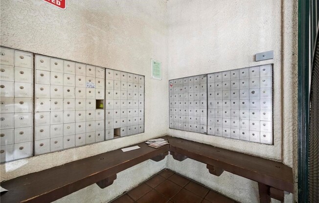 1 bed, 1 bath, 683 sqft, $2,450, Unit E118