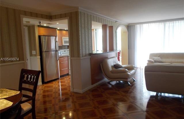 2 beds, 2 baths, $2,900