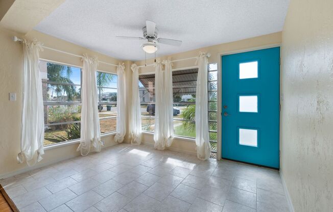 2 beds, 2 baths, $1,550, Unit 517 REVILO BLVD