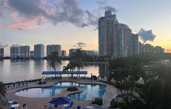 3530 Mystic Pointe Dr