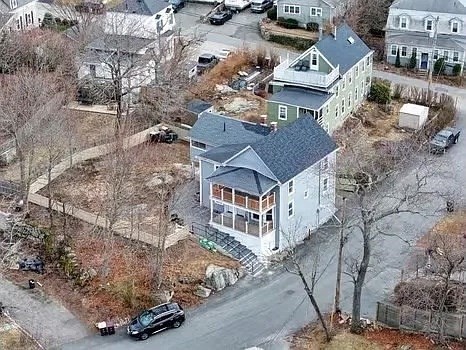 9 11 KEITH ST