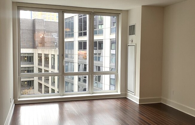 1 bed, 1 bath, 866 sqft, $6,175, Unit 716