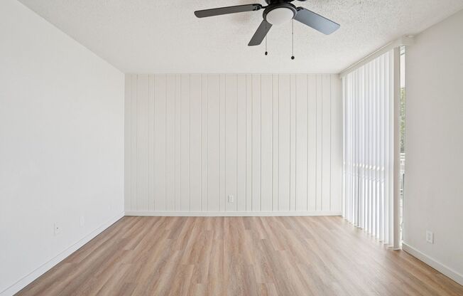 1 bed, 1 bath, 550 sqft, $1,549, Unit 44