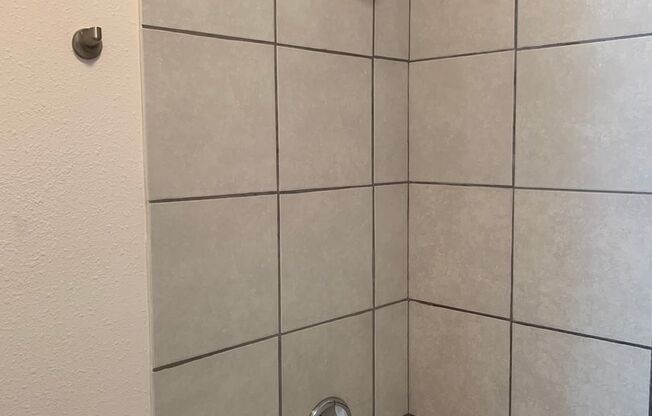 1 bed, 1 bath, 684 sqft, $890, Unit 2325-07