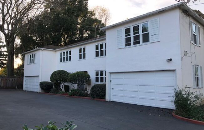 G2| 1035-1039 Laurel Street