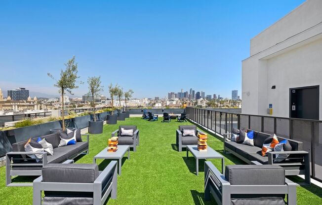 1 bed, 1 bath, 584 sqft, $2,350, Unit 312