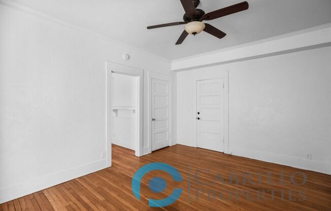 Casa Blanca Apartments