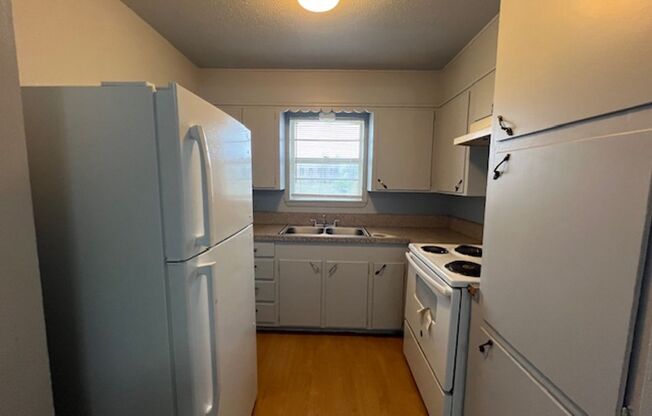 1 bed, 1 bath, $450