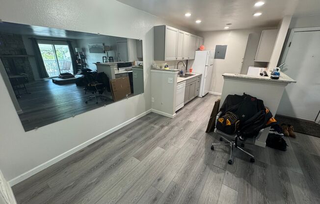 Spacious 2-Bed, 2-Bath Condo in the Heart of Aurora