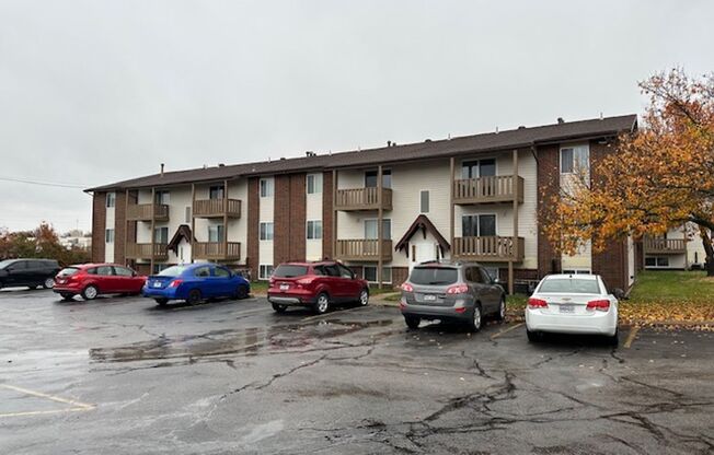 1 bed, 1 bath, 650 sqft, $920