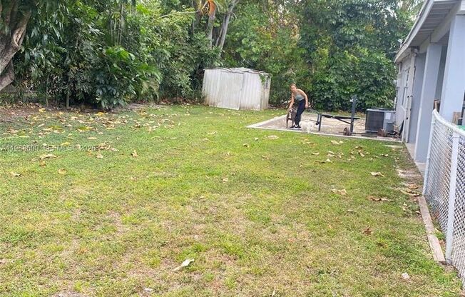 740 NE 179TH TER MIAMI, FL 33162