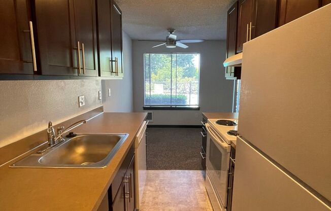 1 bed, 1 bath, 754 sqft, $1,695, Unit 110