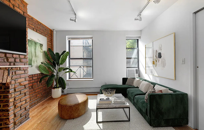 317 1 AVE