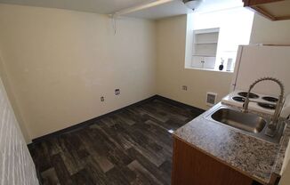 Studio, 1 bath, 260 sqft, $795, Unit Unit 7