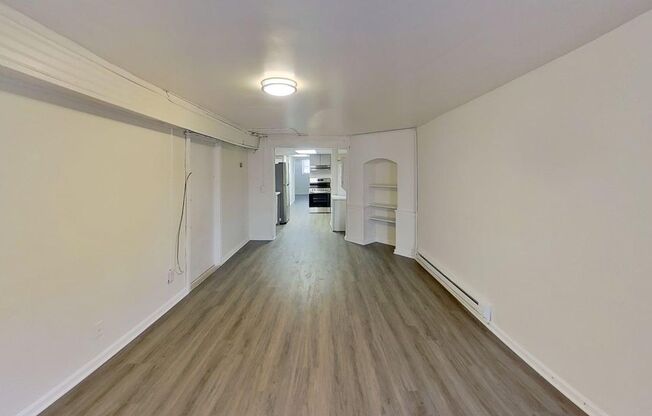 1 bed, 1 bath, 700 sqft, $1,199, Unit 40-B