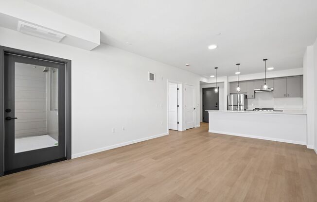 1 bed, 1 bath, 548 sqft, $1,975, Unit 324