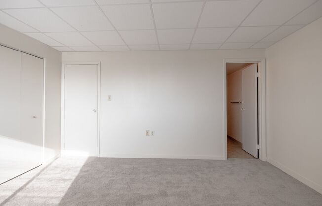 2 beds, 1.5 baths, 1,008 sqft, $1,600, Unit Unit 112