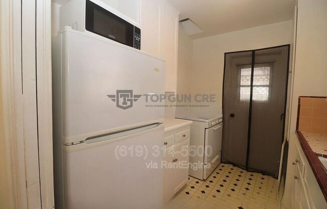 1 bed, 1 bath, 700 sqft, $2,045, Unit 4433