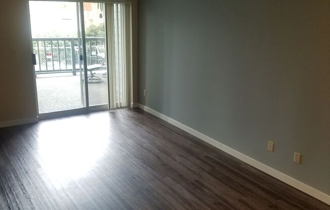 1 bed, 1 bath, 719 sqft, $1,875, Unit 113