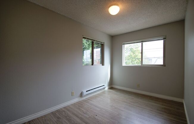 2 beds, 1 bath, $1,695, Unit 2