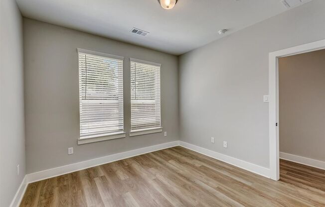 2 beds, 2.5 baths, 1,148 sqft, $1,850, Unit 4500 Colosseum Way