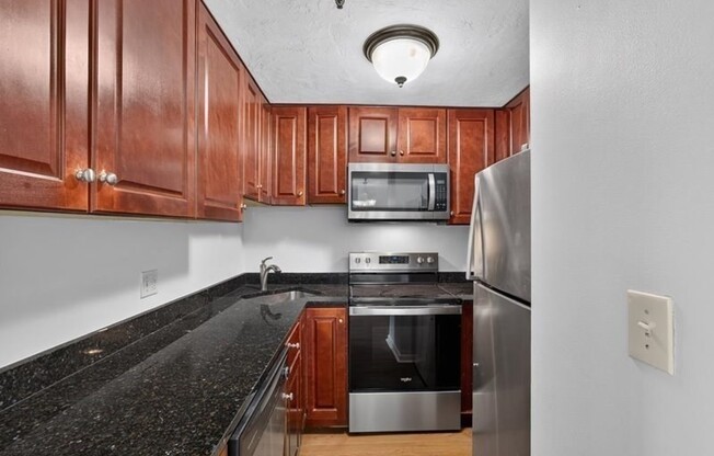 2 beds, 2 baths, 863 sqft, $2,600, Unit Unit 701