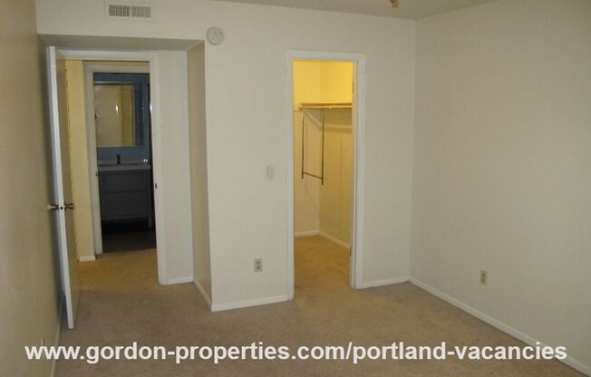 2 beds, 1 bath, $1,495