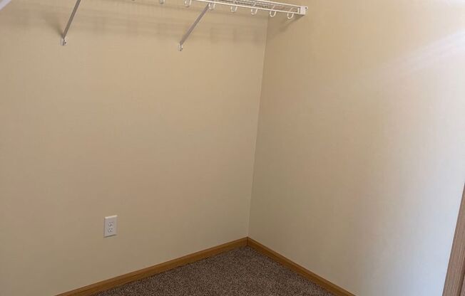 1 bed, 1 bath, 704 sqft, $1,020, Unit 5130-108