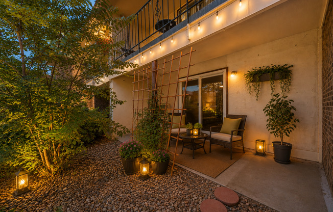 Bright & Inviting 2 Bedroom Condo in Denver