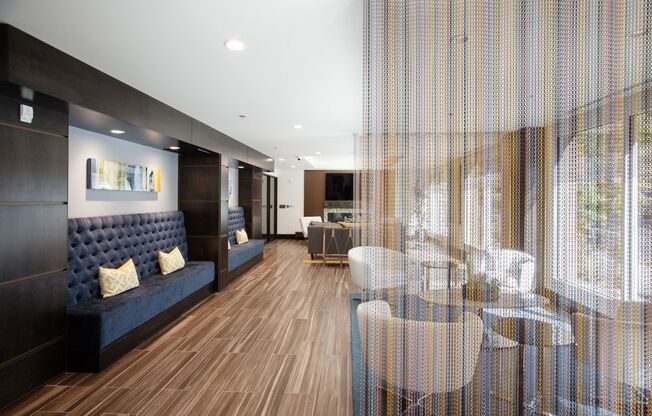 1 bed, 1 bath, 696 sqft, $1,825, Unit 610