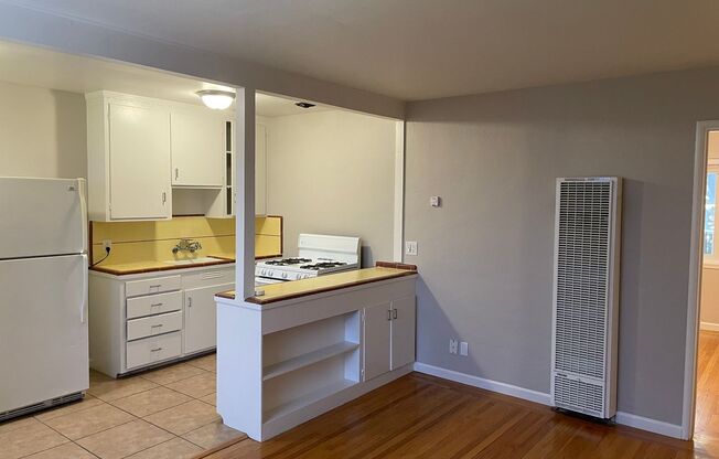 One-bed one-bath apartment for rent in a quiet Midtown neighborhood