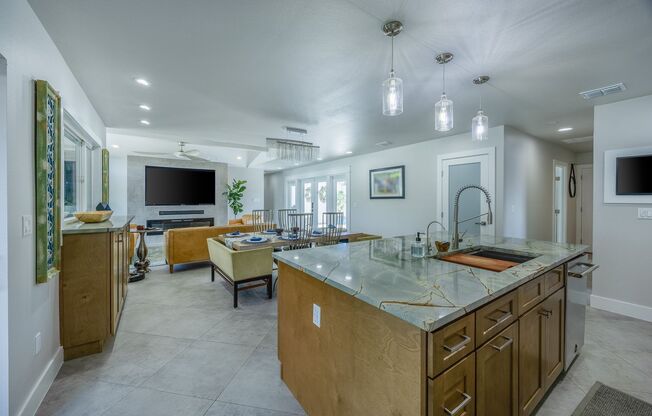 Fully Renovated 4 Bed/ 2.5 Bath Home in Winter Park Pines!