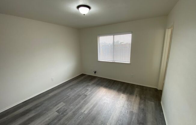 2 beds, 2 baths, 850 sqft, $1,600, Unit Unit 1