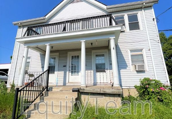 1213 TEXAS AVE