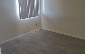 1 bed, 1 bath, 418 sqft, $995, Unit 14