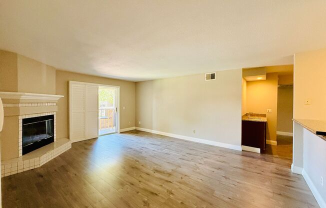 2 beds, 2 baths, $1,600, Unit # 245