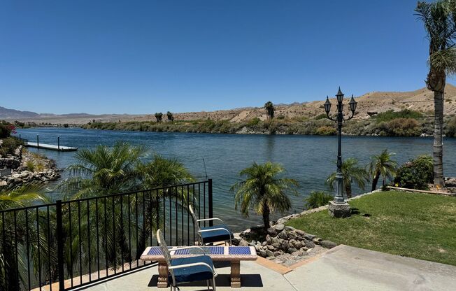 SHORT TERM WINTER RENTAL 1-BR Condo with Private Dock at Rio Vista