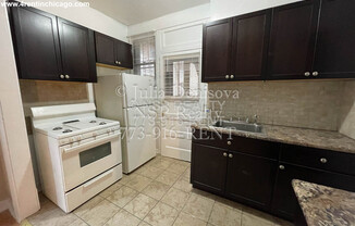 1323 W Estes Ave