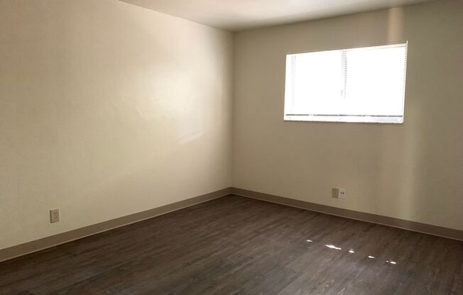 2 beds, 1 bath, 875 sqft, $2,200, Unit 3