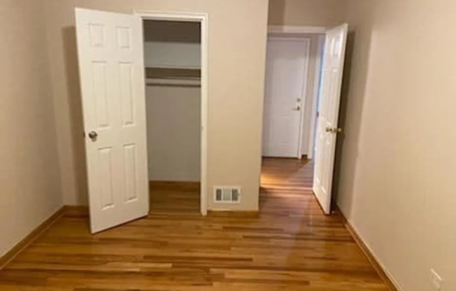 9833 64 AVE