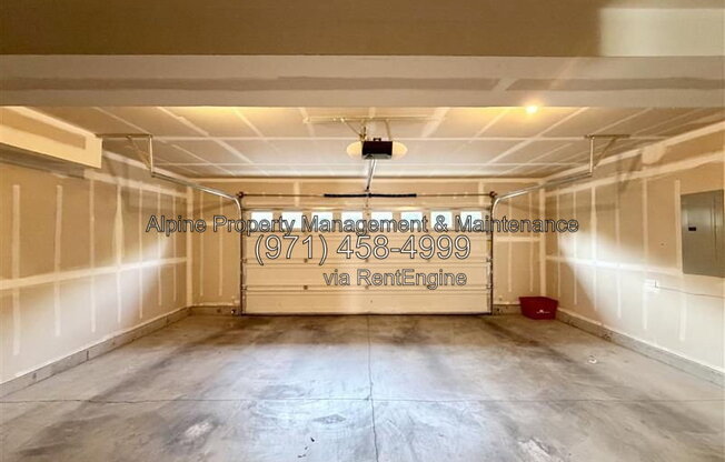 4 beds, 3.5 baths, 1,950 sqft, $2,600