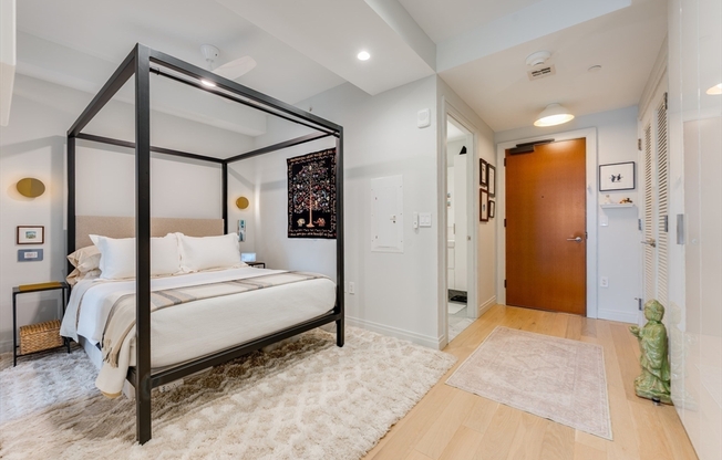 Studio, 1 bath, 506 sqft, $4,500, Unit UNIT 818