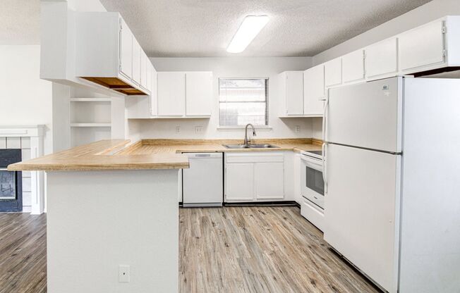 2900 Jadewood Court