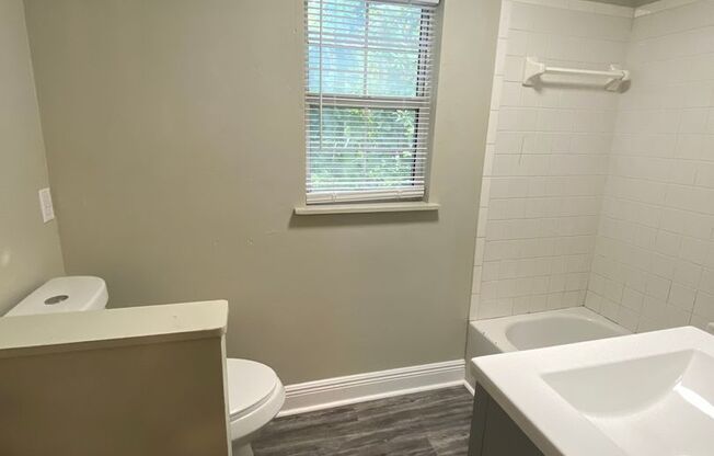 3 beds, 1 bath, $1,495