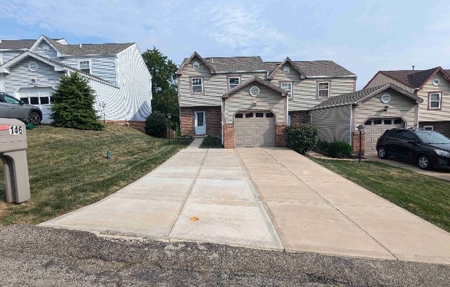 146 VILLA DR