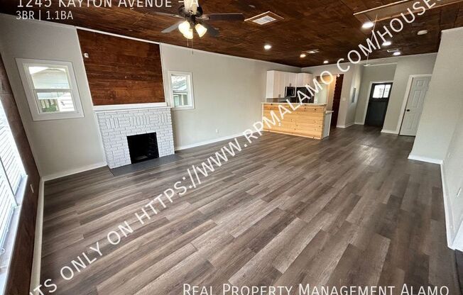 1245 KAYTON AVE