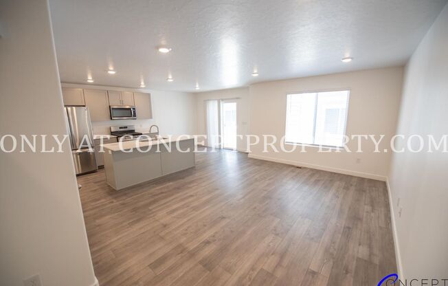 Brand-New Beautiful Spacious Modern Townhome in Lehi with Luxury Finishes & Prime Amenities
