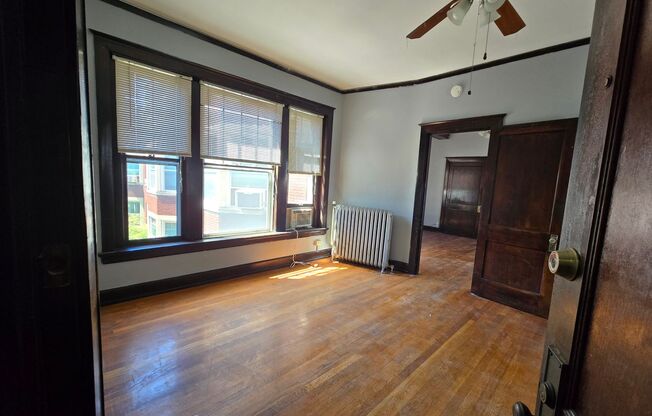 1 bed, 1 bath, 900 sqft, $950, Unit #27