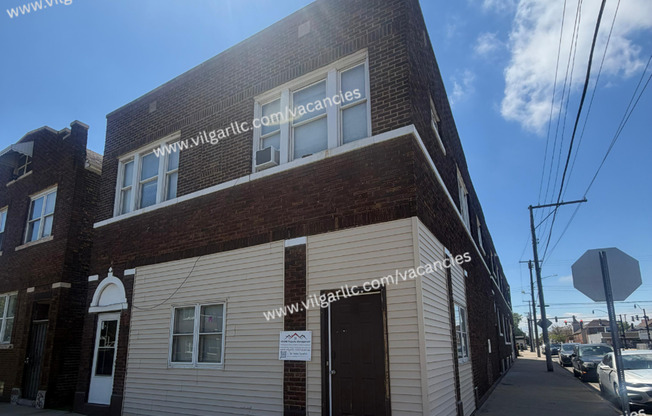 4002 Pulaski St