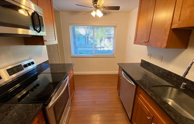 1 bed, 1 bath, 600 sqft, $2,250, Unit 36